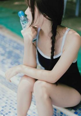 领座的怪同学_短视频完整无删减版