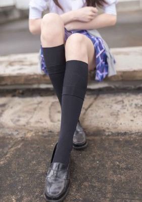 俄罗斯美女与动交zoz0_4K免费播放